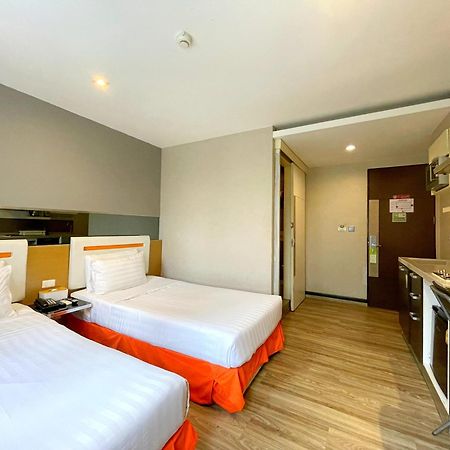Hotel Arawana Express Phromphong Bangkok Exteriér fotografie