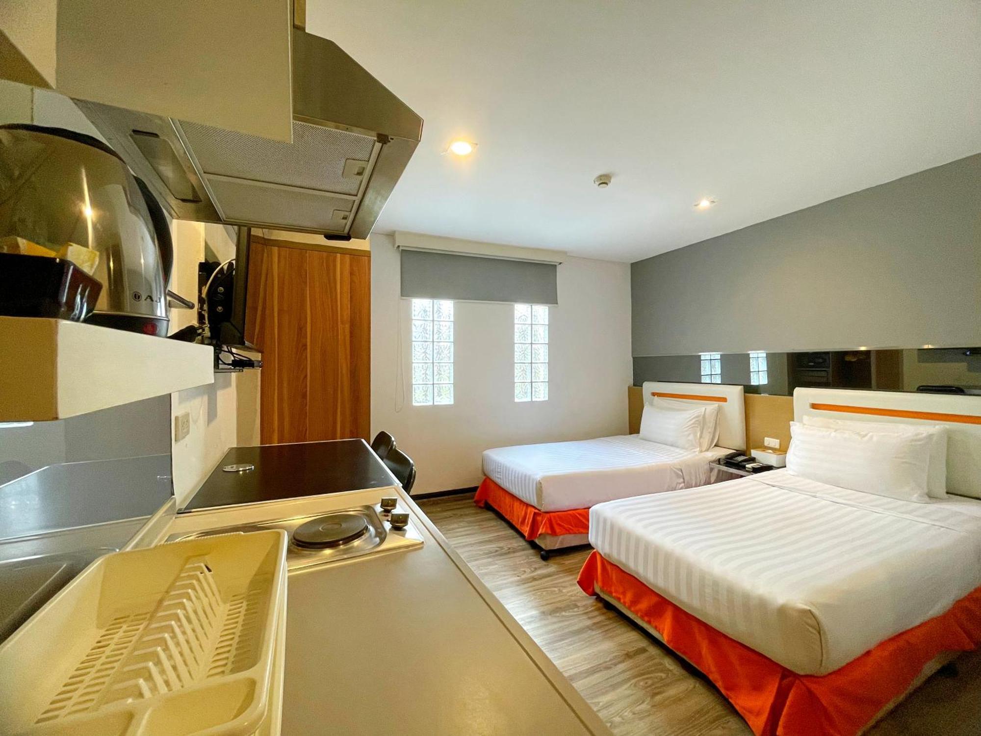 Hotel Arawana Express Phromphong Bangkok Exteriér fotografie