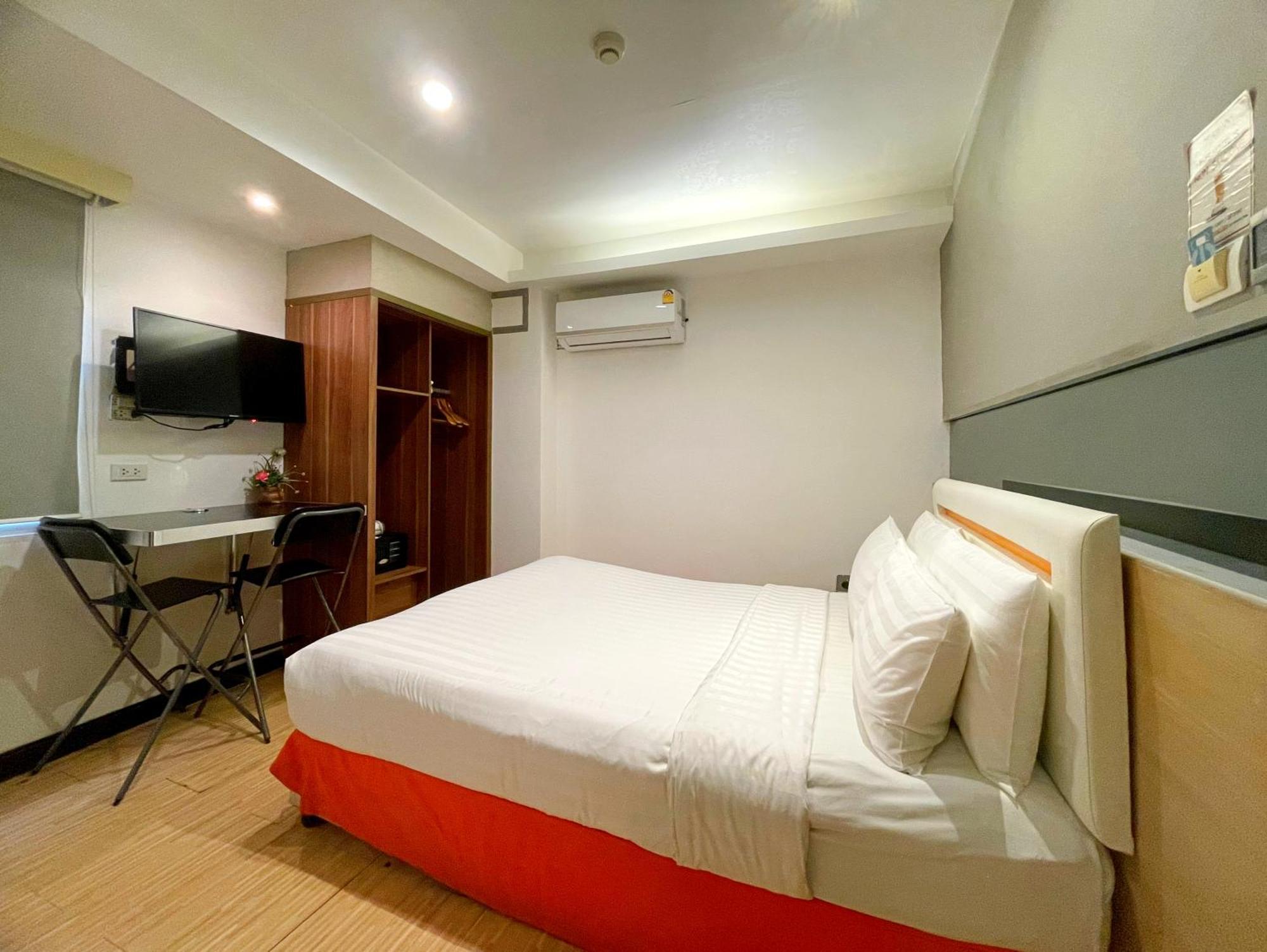 Hotel Arawana Express Phromphong Bangkok Exteriér fotografie