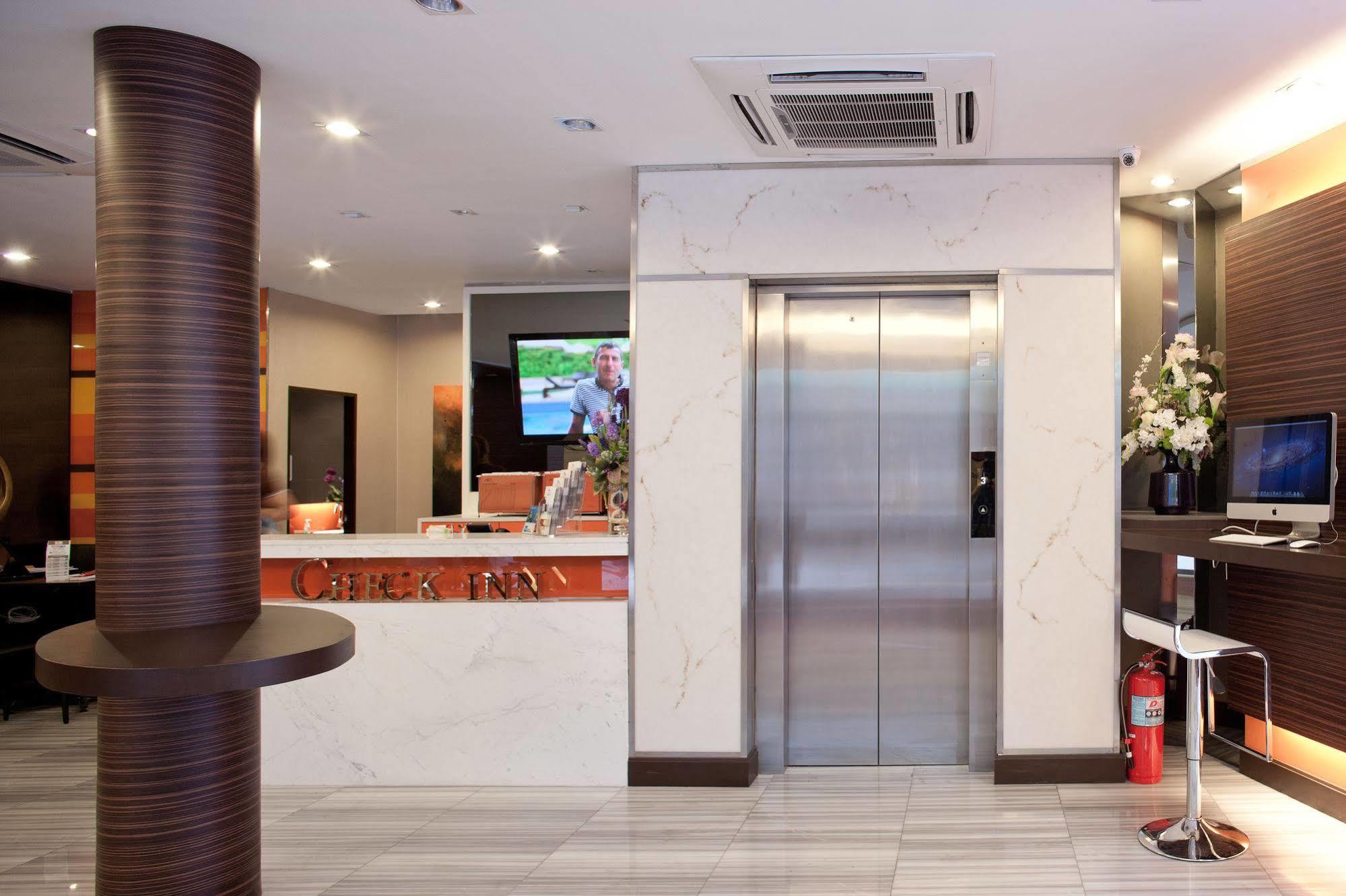 Hotel Arawana Express Phromphong Bangkok Exteriér fotografie